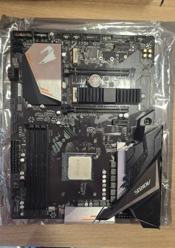 Kit PC Gamer B450m Aorus Elite + Ryzen 7 5700g + Aircooler Pichau