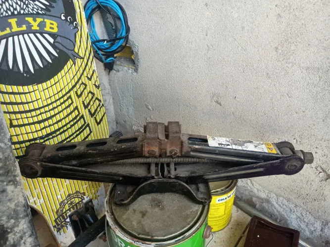 Macaco pra carro