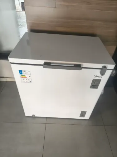 Frezzer horizontal 200l Midea 220v