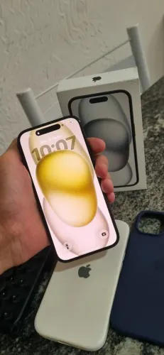 iPhone 15 (128 GB) (6 RAM) (PRETO)