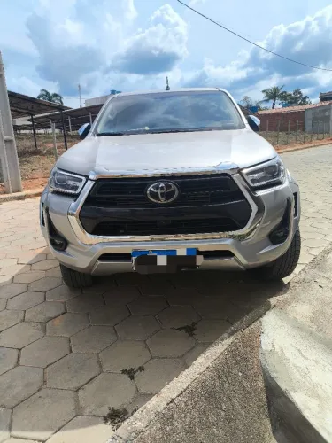 Toyota Hilux CD SRX Plus 4X4 2.8 TDI Die. Aut. 2025