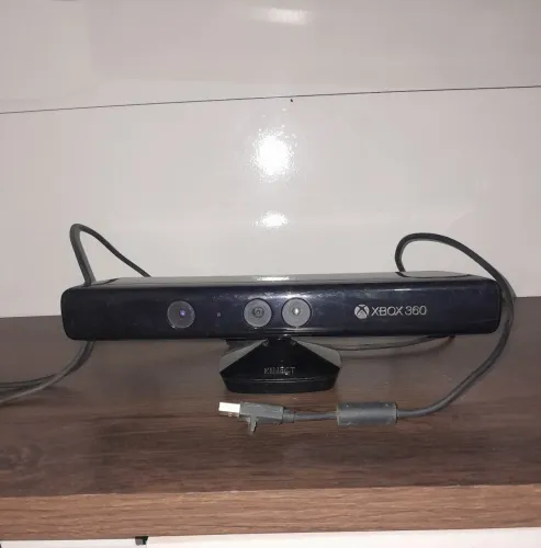 Kinect Xbox 360 Original + Jogo Kinect Adventures R$159