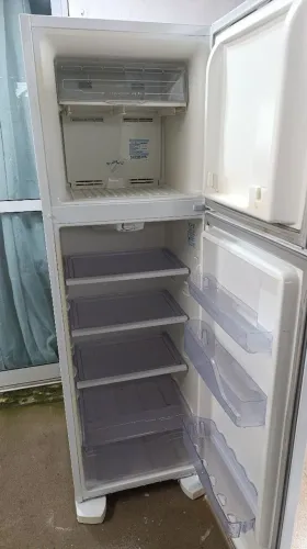 Geladeira 110v Frost Free - ENTREGA GRÁTIS - 12X CARTÃO
