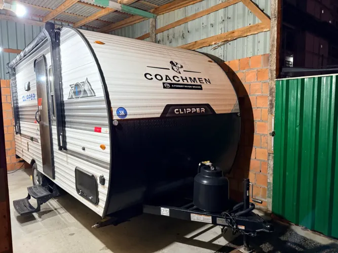Trailer Home Coachmen Clipper