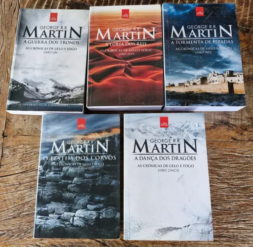 Coleção 5 Volumes As Crônicas de Gelo e Fogo