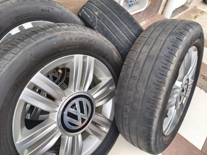 Vendo Rodas 14 original wox UP.COM PNEU BONS