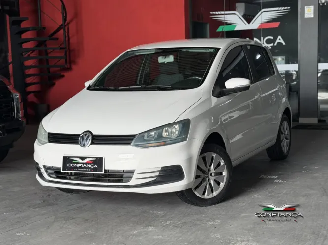 Volkswagen Fox Trendline 1.0 Flex 8V 5P 2015