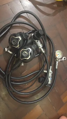 Regulador Scubapro MK25 S600 para mergulho técnico