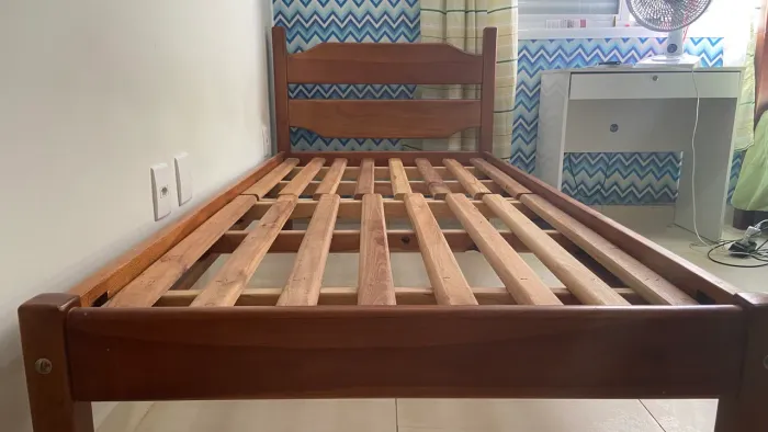 Cama de madeira Pinho 