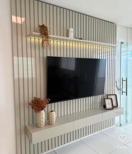 Painel ripado+led e nicho