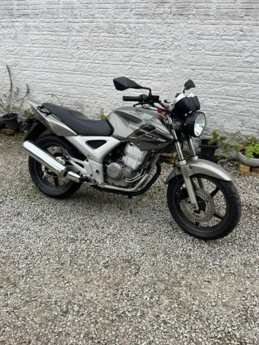 CBX Twister 250 2008