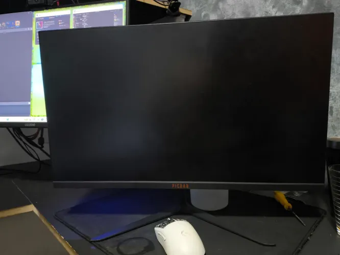 Monitor gamer Pichau 24 polegadas