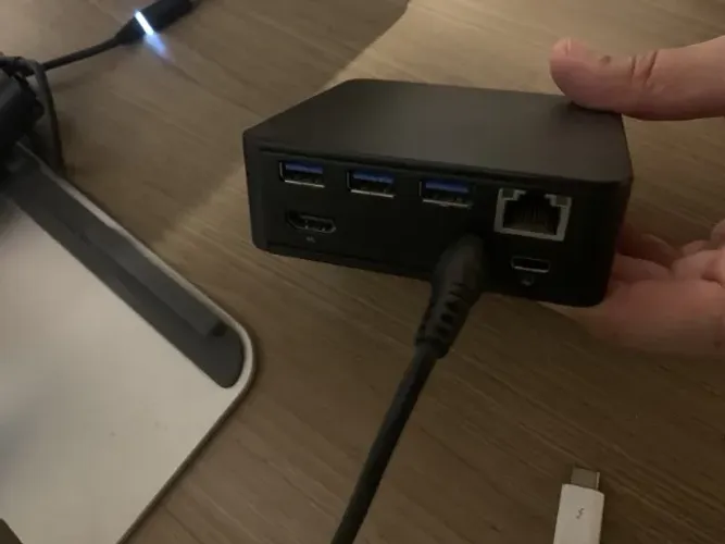 Dock Station USB-C Plugable COM FONTE - carrega notebook 85W - HDMI 4K gigabit