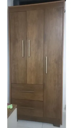 GUARDA ROUPA DE SOLTEIRO SEMINOVO