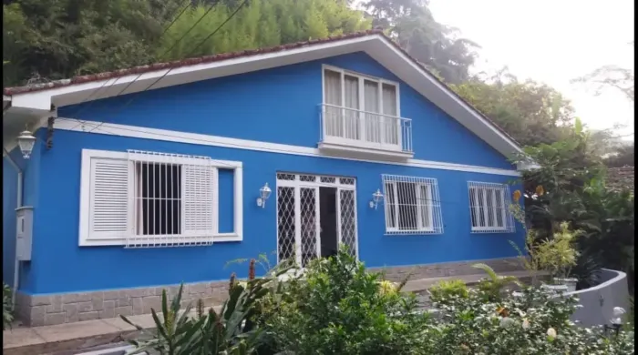 Casa à venda com 4 quartos, 195m², em Mosela, Petrópolis/RJ