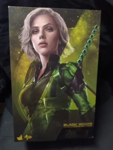 Hot toys black widow infinity war