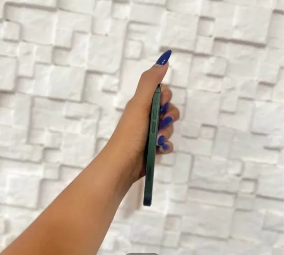 iPhone 13 mini