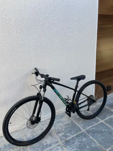 Specialized Rockhopper Sport 29 - Pouquíssimo uso