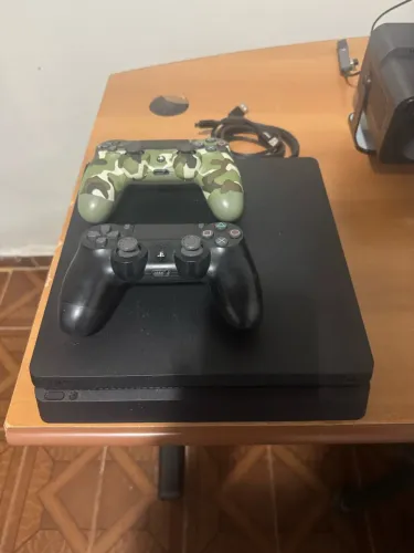 PS4