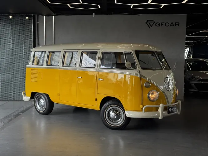 Volkswagen Kombi Standard/ Luxo/ Serie Prata 1975