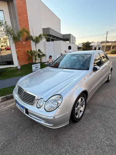 Mercedes-Benz E-320 Avantgarde 2004