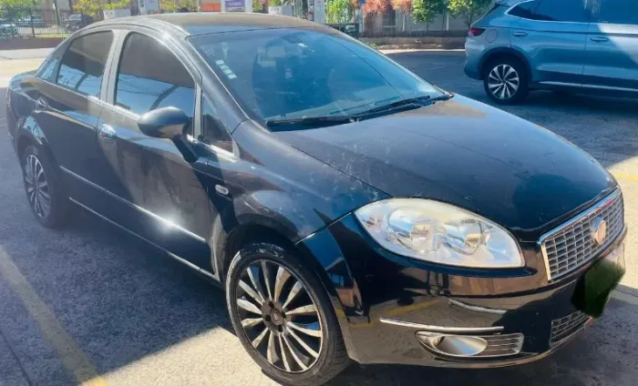 Fiat Linea Absolute 1.9/1.8 Flex Dualogic 4P 2010