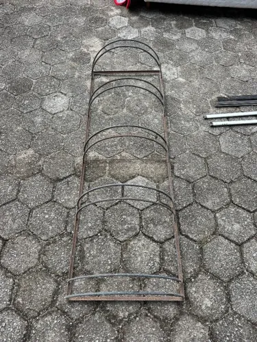 Suporte de ferro para 5 bikes