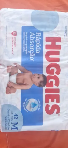 Fralda Huggies M