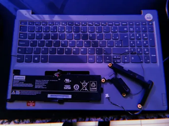 Teclado R$ 100,00,  Bateria R$ 100,00,  Lenovo S145