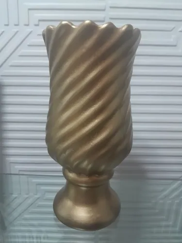 10 Vasos grandes de cerâmica dourados