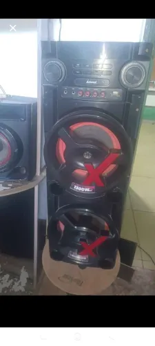 Vendo essa caixa funcionando perfeitamente  não troco apenas vendo 