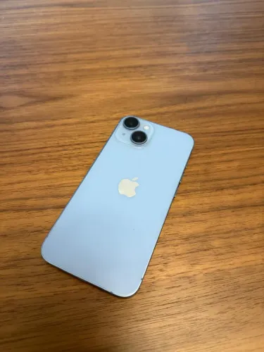Vendo iPhone 14 128GB com carregador Apple em ótimo estado