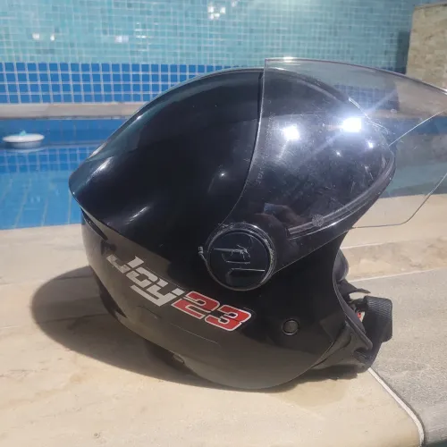 Capacete Taurus