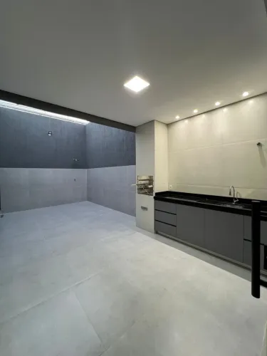 Vendo casa alto padrão