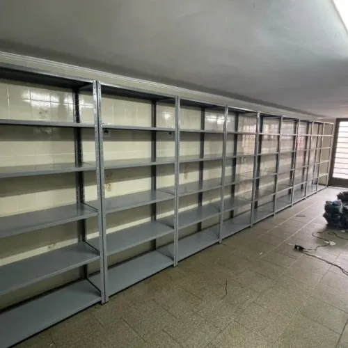 Prateleira para Estoque de Produtos - Peças - Roupas - Utensílios | Oferta | a partir de: