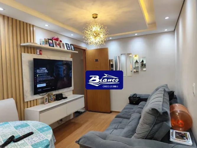 Belíssimo Apartamento - R$ 290 mil - Cond. Golden City - Jd. City