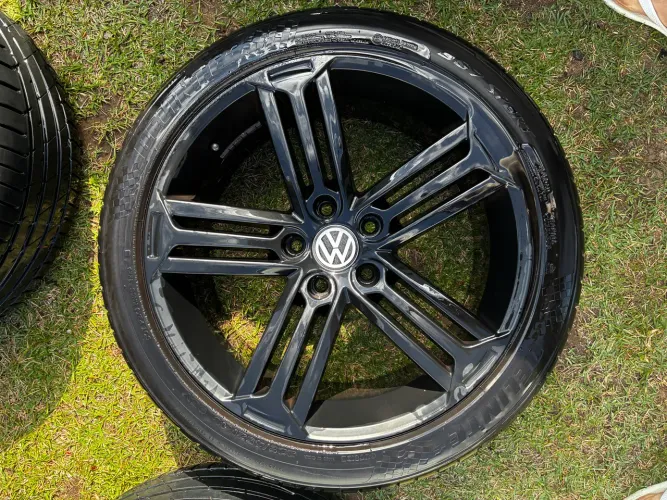 Rodas aro 18 5x112 Golf R