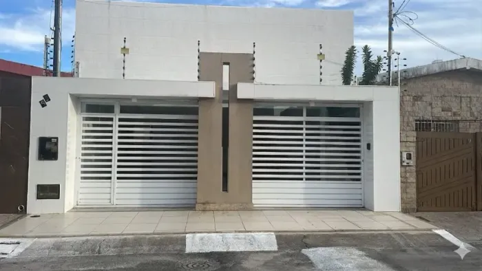 OPORTUNIDADE PRÓX. A ACADEMIA DE PAULO BEDEU CASA NO BAIRRO LUZIA