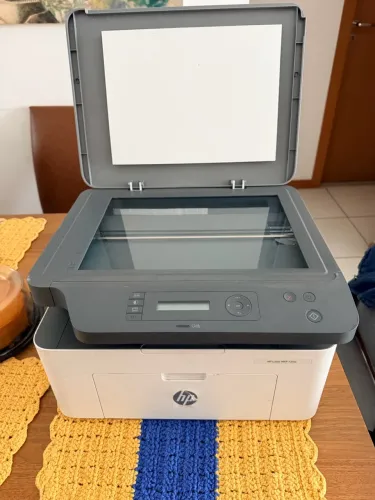 HP Laser MFP 135w - Para Peças ou Reparo - Conservada