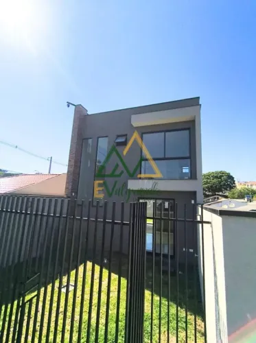 Sobrado à venda no bairro Bairro Alto em Curitiba/PR