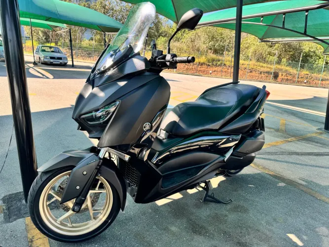 Xmax 2021 - abaixo da Fipe 