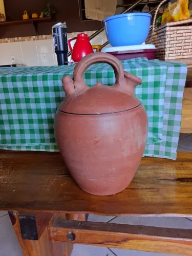 Botija de barro