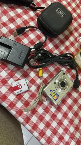 Sony cybershot anos 2000