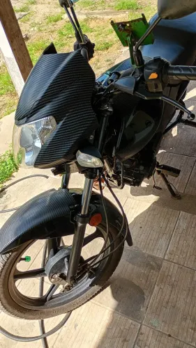 Estou vendendo minha mottu muito boa 