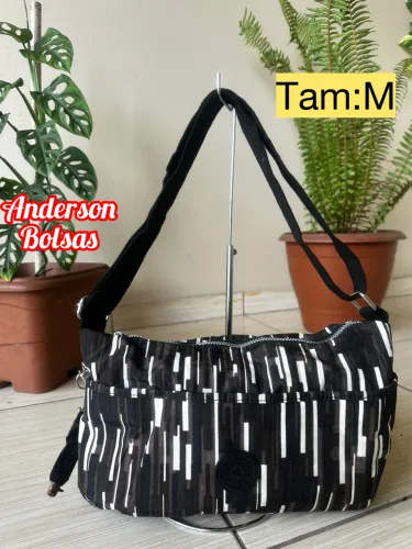 Bolas kipling novas R$:100 com entrega wattszap: *
