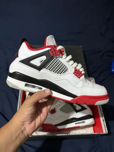 Air Jordan 4 Fire red