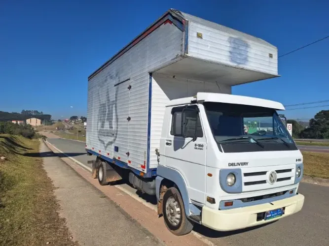 Caminhão VW 8.150 Delivery 3/4 Ano 2006 Baú fúrgão