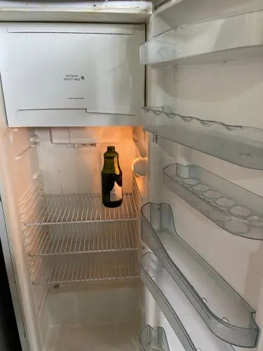 Vendo Geladeira Gelo Seco