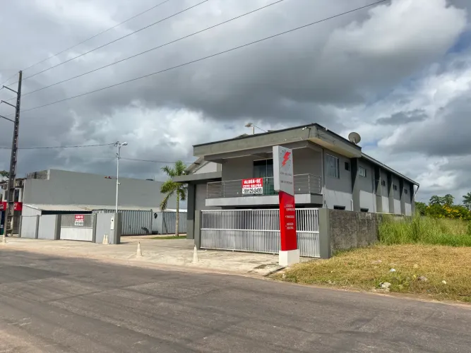 Alugo galpão para ponto comercial