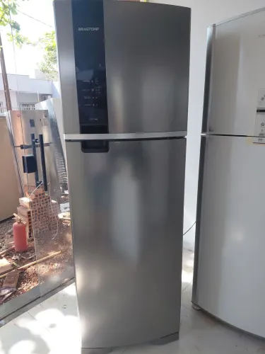 Vendo Geladeira Brastemp 400Litros, 110Volts, Revisada FrostFree e Com 3 Meses de Garantia